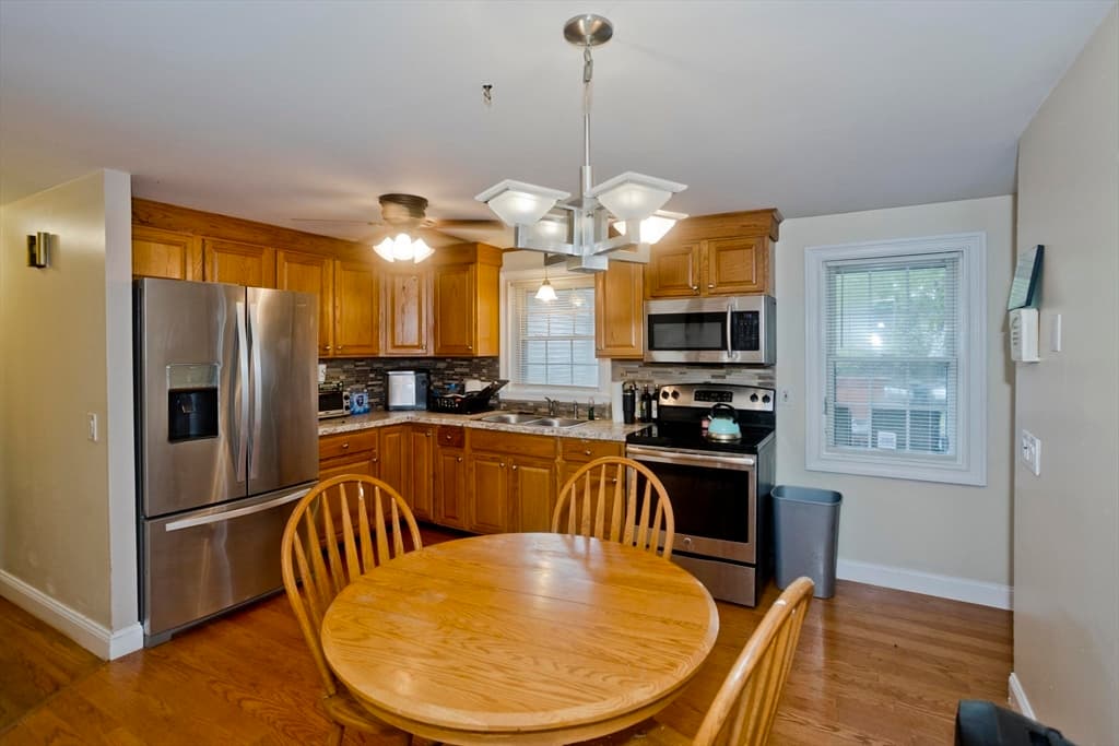 91 Spikenard Cir, Springfield MA 01129 photo 10