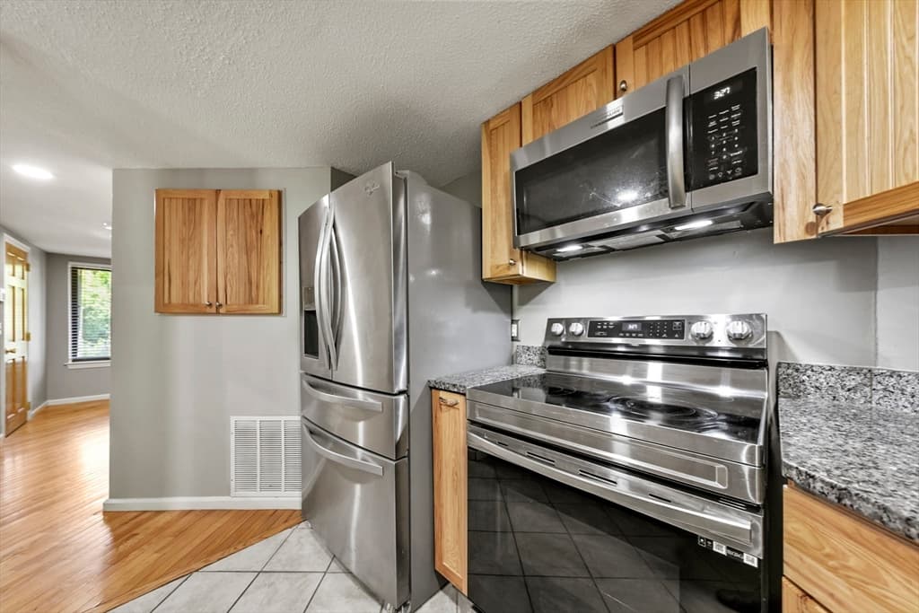 251 Trailside Way # 251, Ashland MA 01721 photo 8