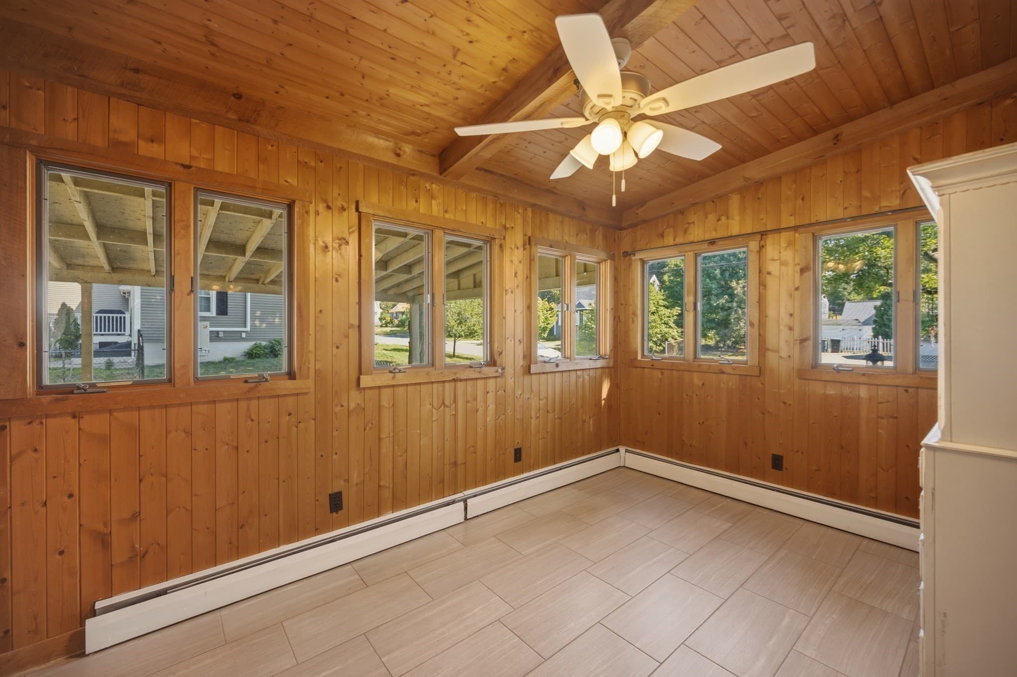 Single Family Residence at 26 Sunset Rd, Dracut MA 01826, photo 9 of 40