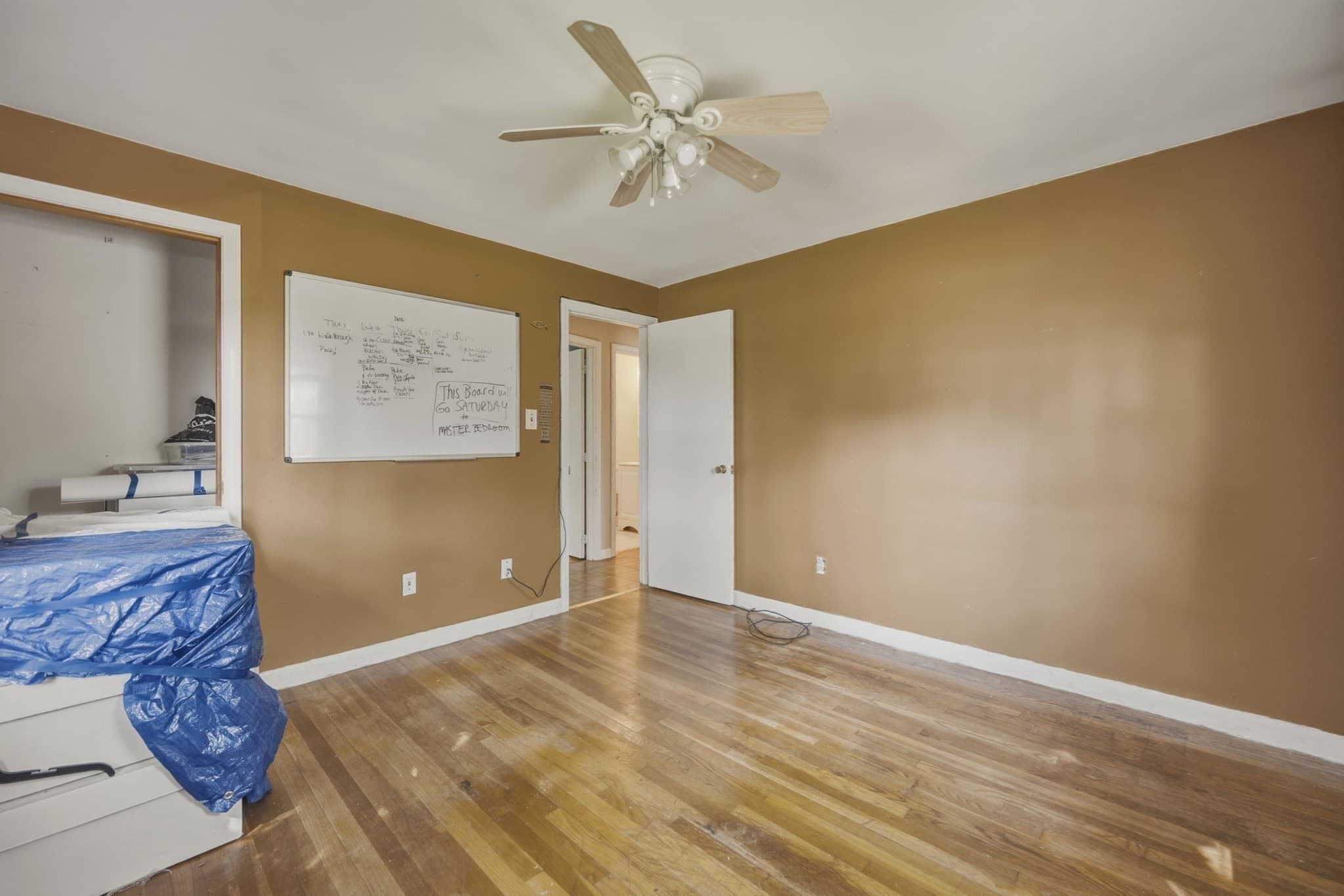 Single Family Residence at 26 Sunset Rd, Dracut MA 01826, photo 15 of 40
