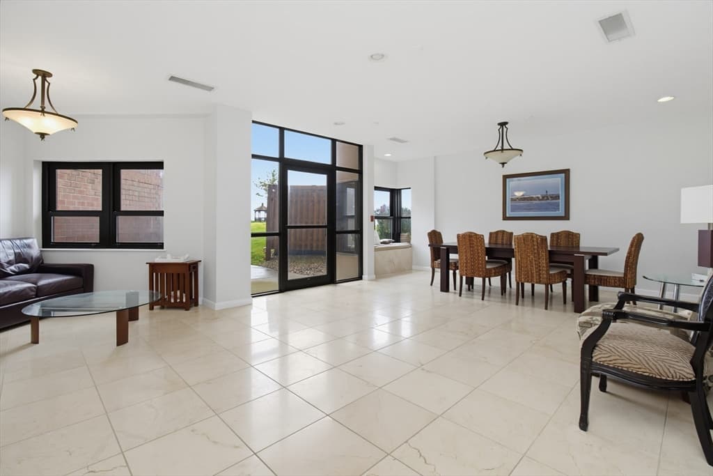 Condominium at 1 Seal Harbor Rd # 413, Winthrop MA 02152, Winthrop, photo 15 of 18