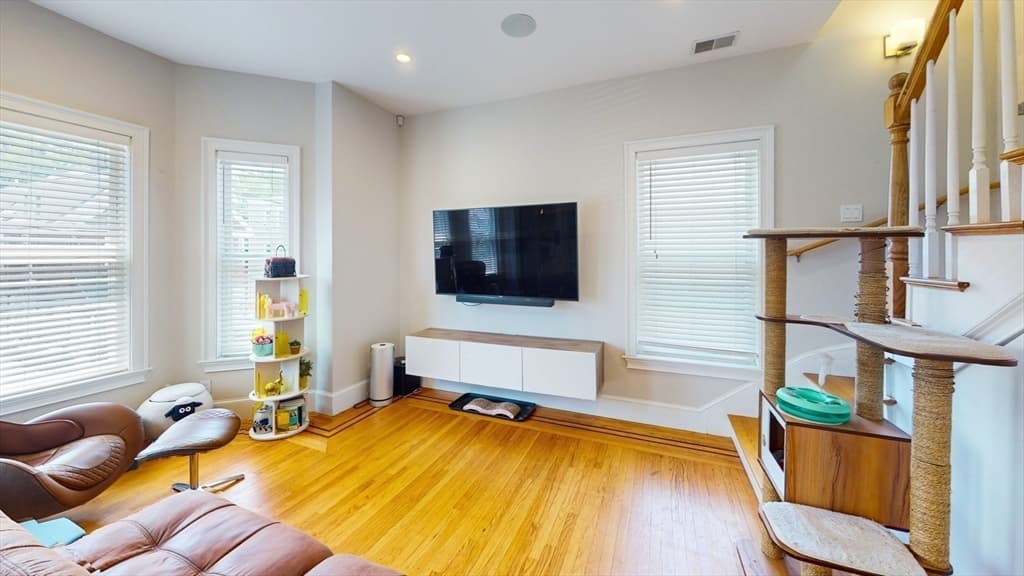 Condominium at 47 Harvest St # 3, Boston MA 02125, photo 7 of 32