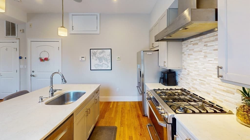 Condominium at 47 Harvest St # 3, Boston MA 02125, photo 3 of 32