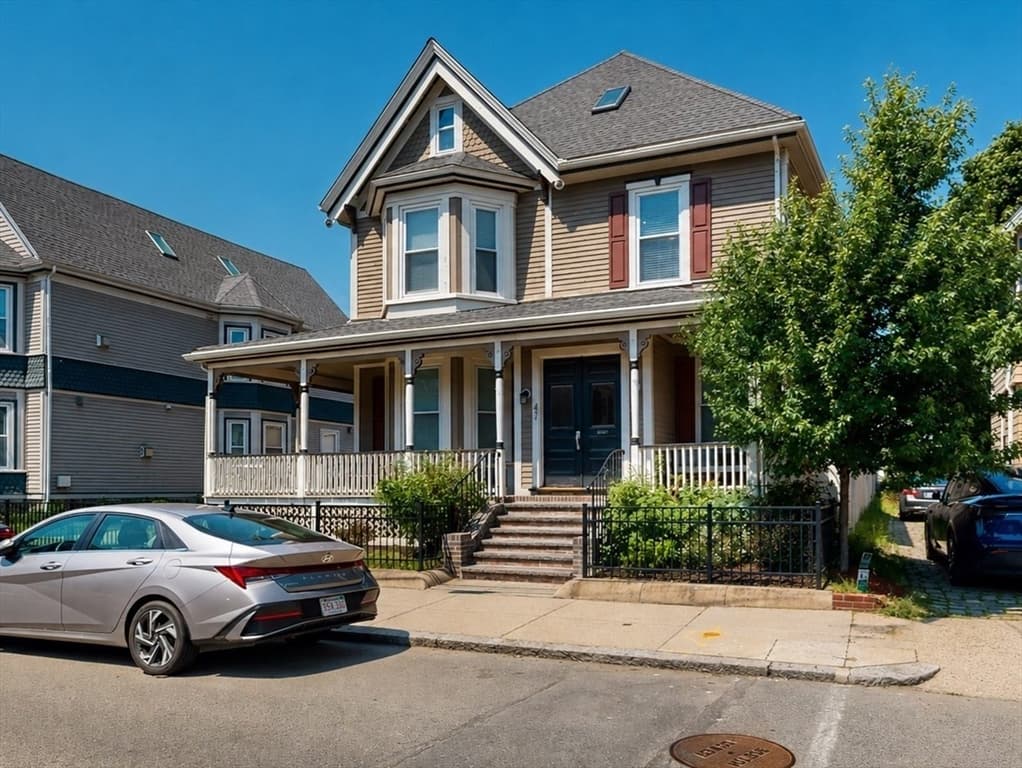 47 Harvest St # 3, Boston MA 02125