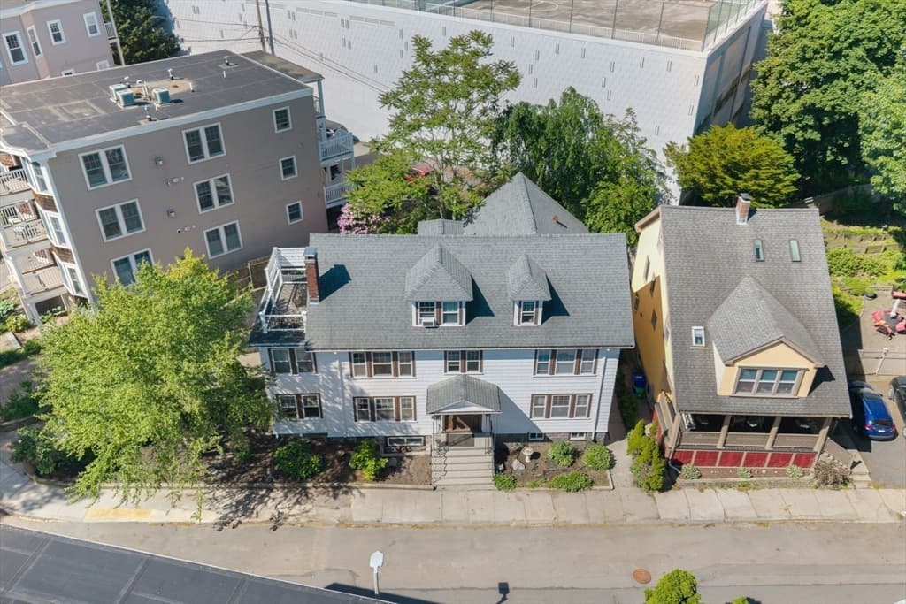 9 Parkwood Ter, Boston MA 02130