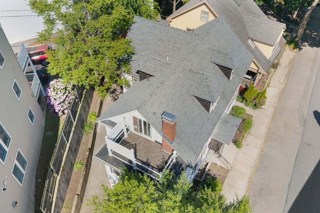 Multi Family at 9 Parkwood Ter, Boston MA 02130, photo 5 of 36