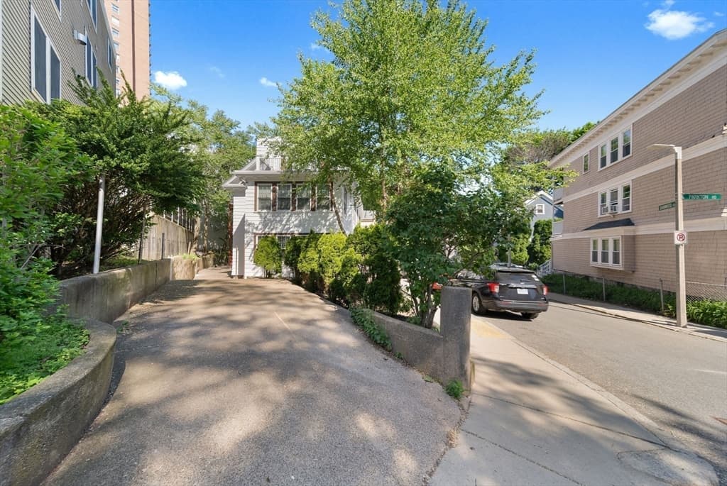 Multi Family at 9 Parkwood Ter, Boston MA 02130, photo 4 of 36