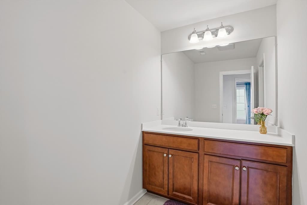 Condominium at 69 Spruce St # 69, Hopkinton MA 01748, photo 26 of 40