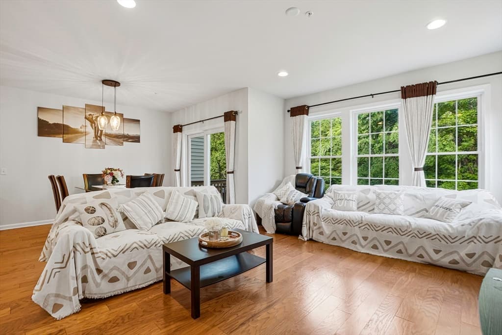Condominium at 69 Spruce St # 69, Hopkinton MA 01748, photo 15 of 40