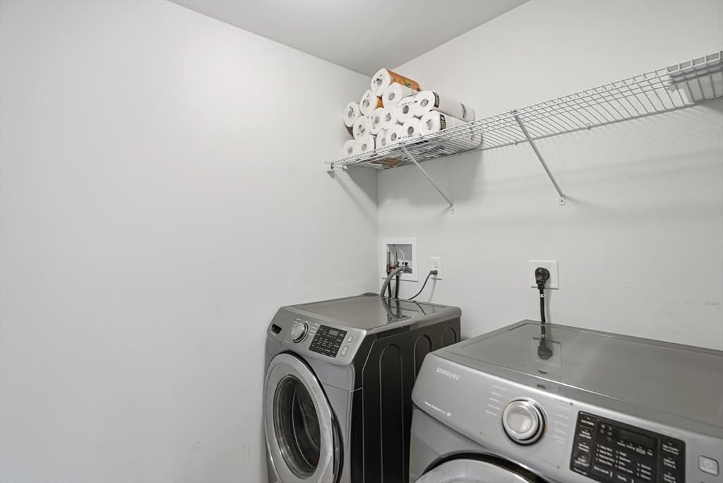 Condominium at 69 Spruce St # 69, Hopkinton MA 01748, photo 39 of 40