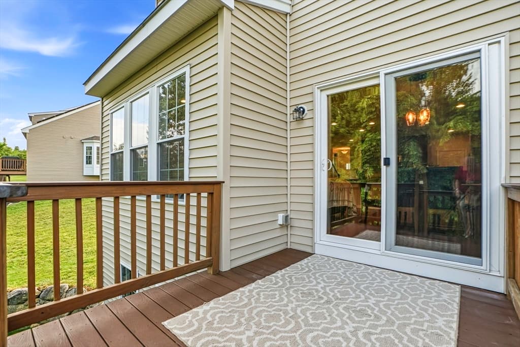 Condominium at 69 Spruce St # 69, Hopkinton MA 01748, photo 25 of 40