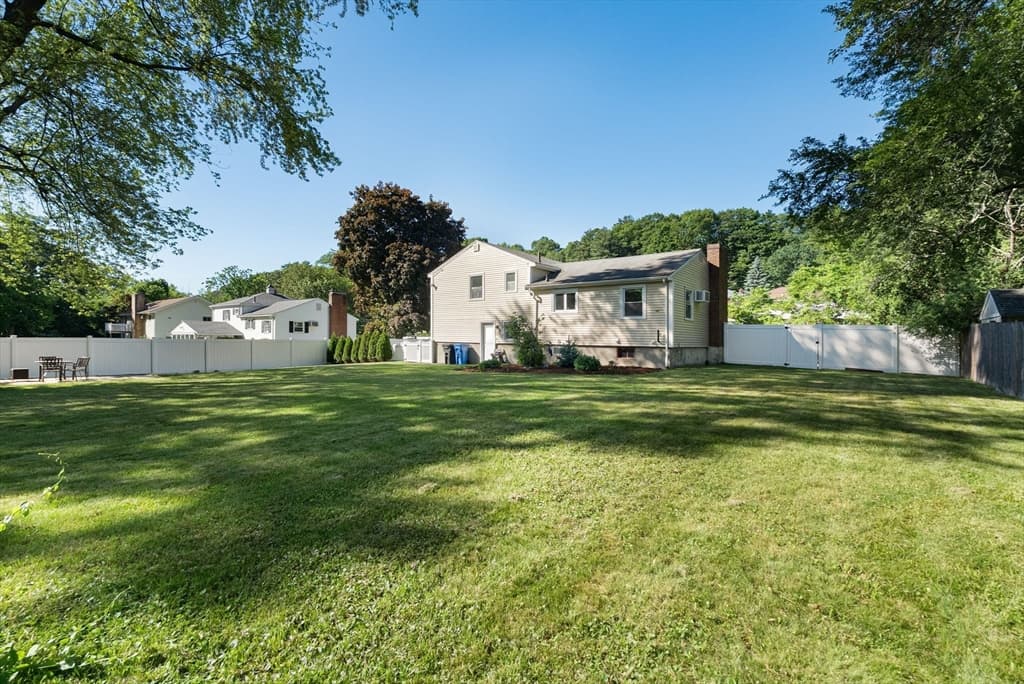 Single Family Residence at 221 Totten Pond Rd, Waltham MA 02451, photo 33 of 37