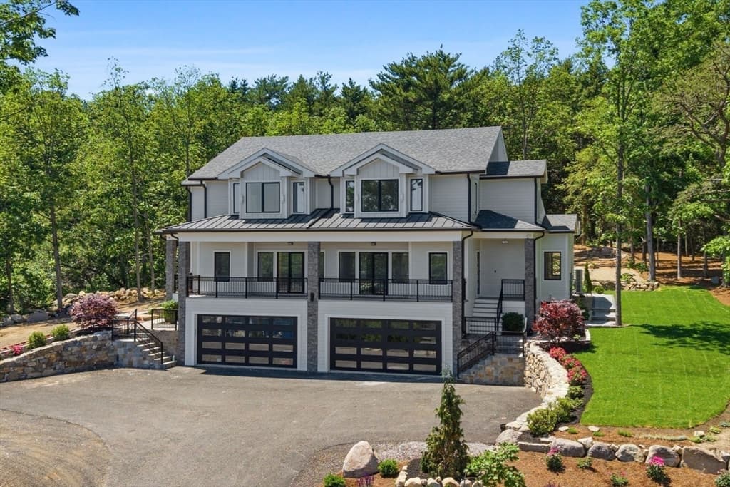 10 John Wise Avenue # B, Essex MA 01929