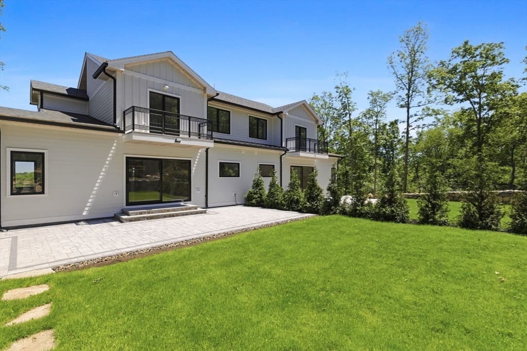 10 John Wise Avenue # B, Essex MA 01929 photo 35