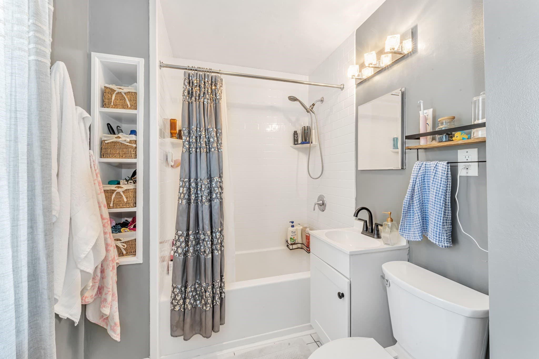 Condominium at 71 Neponset Ave # 1, Boston MA 02136, Boston, photo 6 of 27