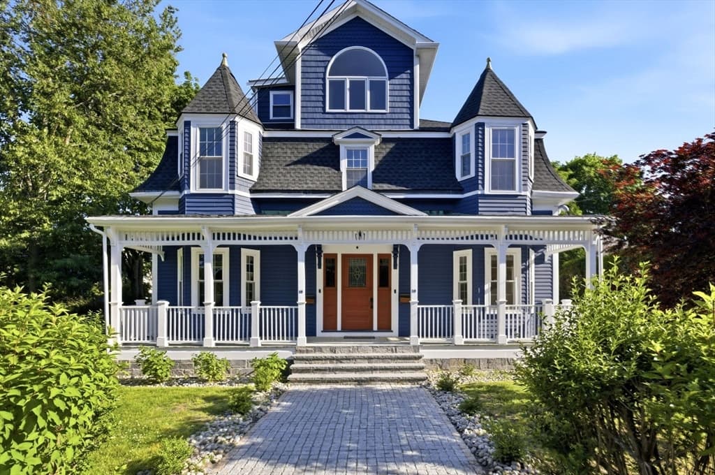 10 Washington Park, Newton MA 02460