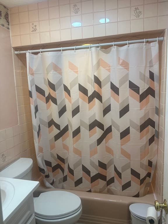 111 Arnold St, Revere MA 02151 photo 23