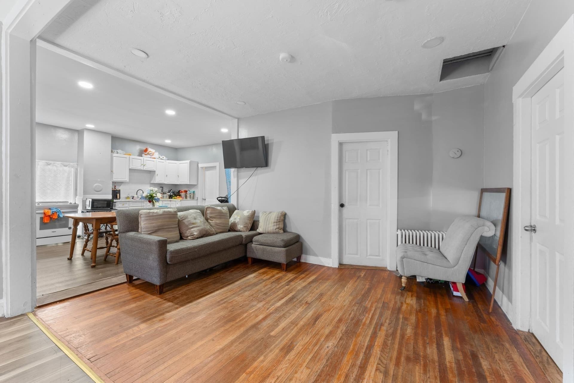 Multi Family at 112 Ford St, Brockton MA 02301, photo 19 of 28