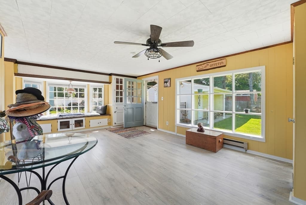 Single Family Residence at 375 River Rd, Agawam MA 01001, photo 18 of 33