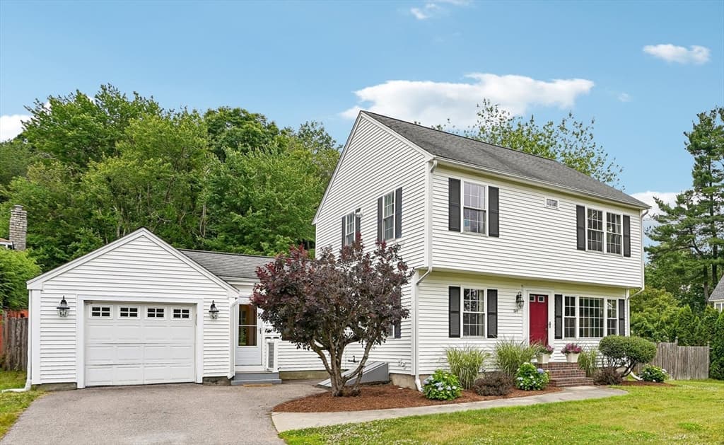 349 Summer St, Franklin MA 02038