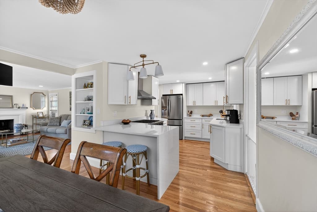 Single Family Residence at 9 Milton Rd, Barrington RI 02806, Barrington, photo 11 of 42