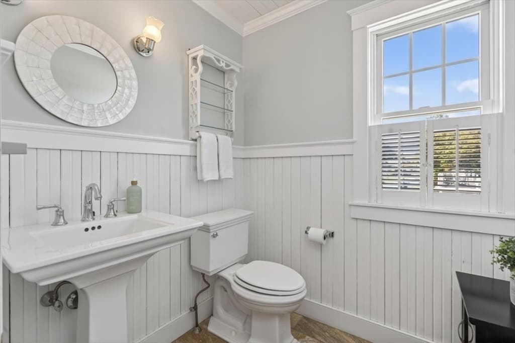 Single Family Residence at 33 Oceanside Drive, Scituate MA 02066, Scituate, photo 7 of 42