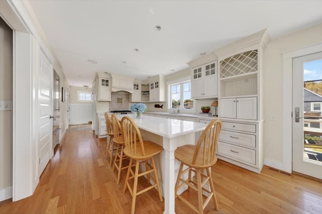 Single Family Residence at 33 Oceanside Drive, Scituate MA 02066, Scituate, photo 11 of 42