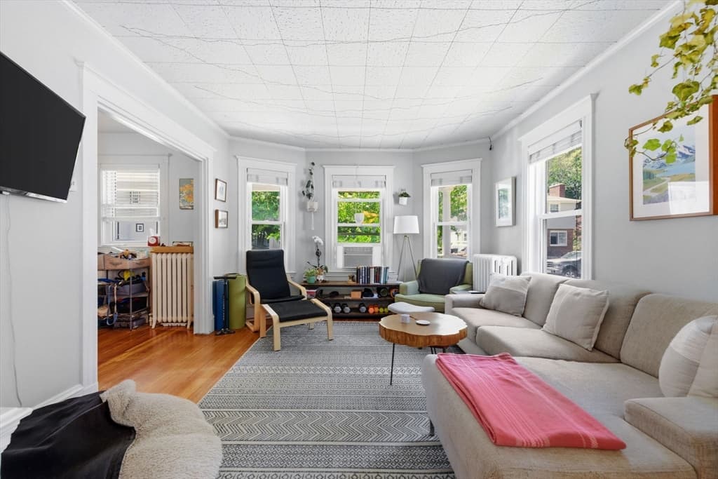 Multi Family at 70 Wren St, Boston MA 02132, Boston, photo 4 of 21