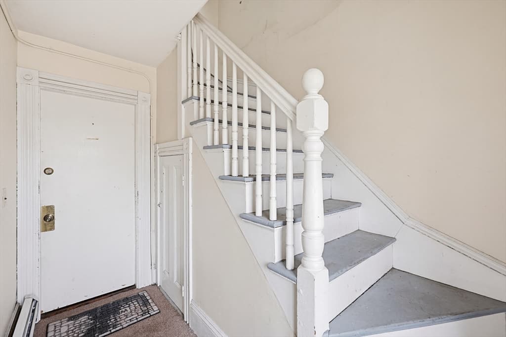 Condominium at 184 Ocean Ave W # 1, Salem MA 01970, photo 27 of 32