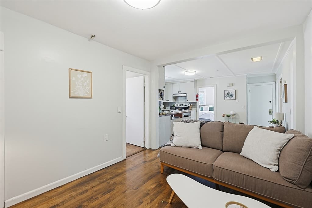 Condominium at 184 Ocean Ave W # 1, Salem MA 01970, photo 11 of 32