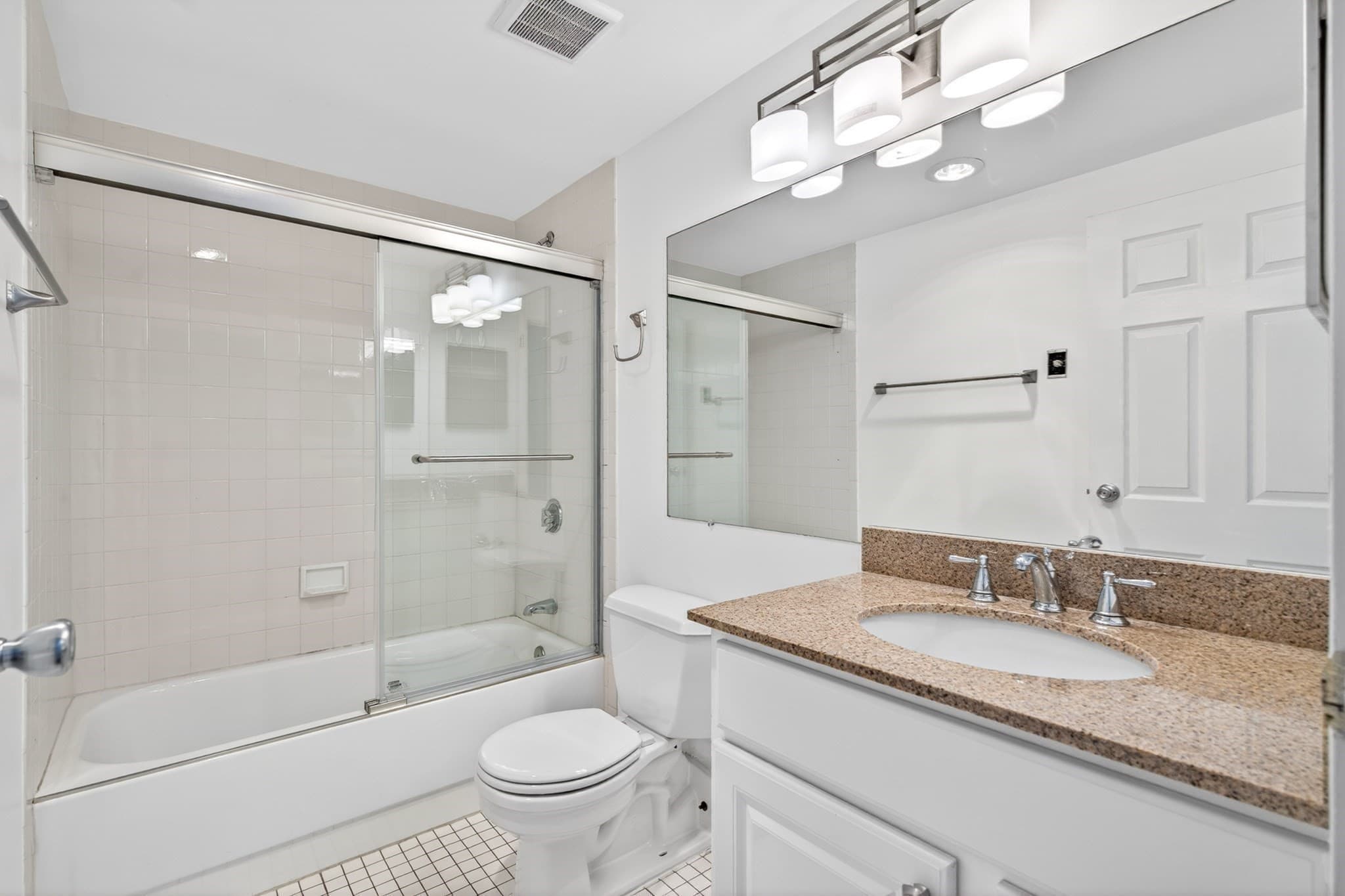 Condominium at 200 Captains Row # 202, Chelsea MA 02150, Chelsea, photo 23 of 29