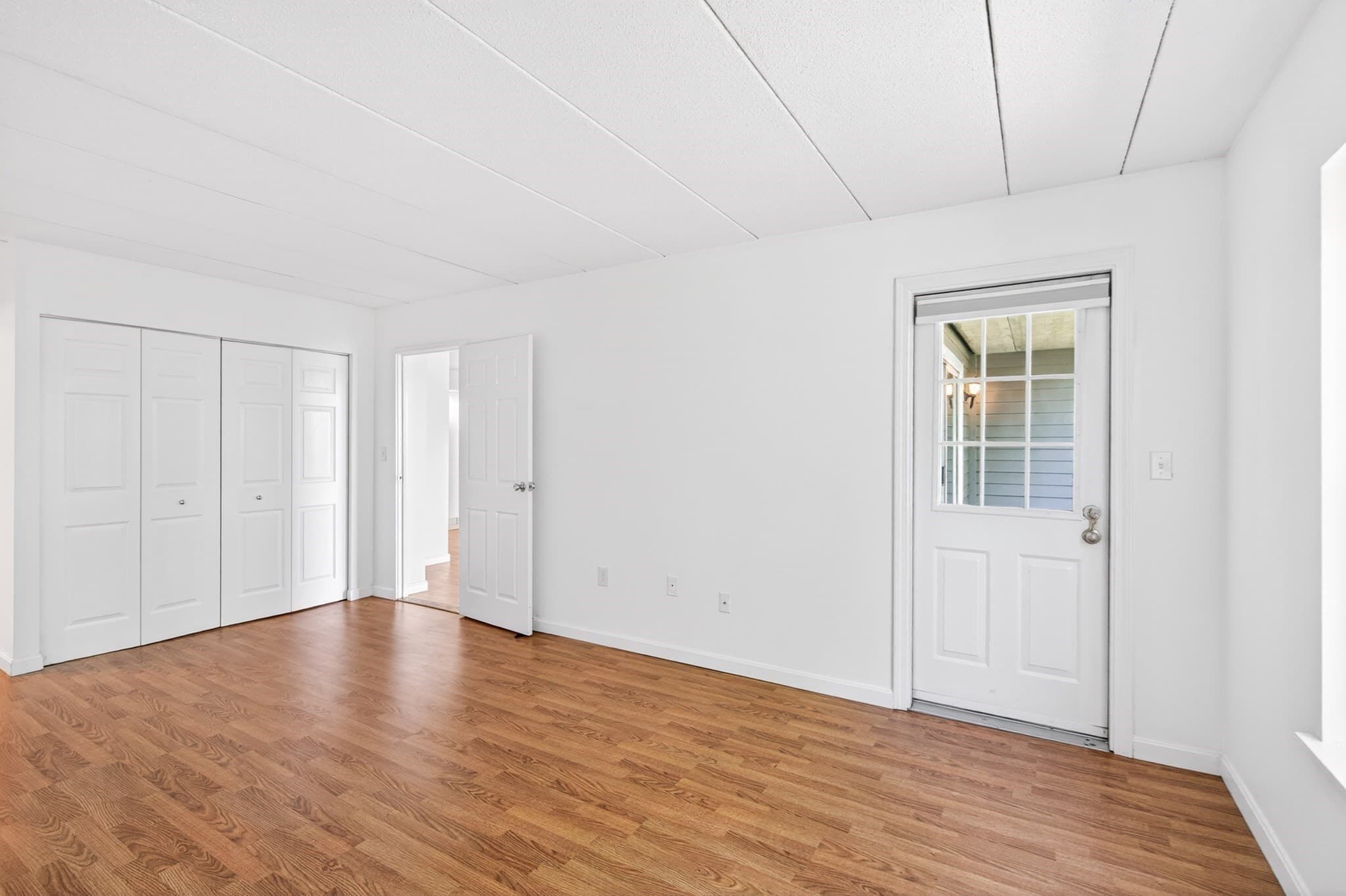 Condominium at 200 Captains Row # 202, Chelsea MA 02150, Chelsea, photo 6 of 29