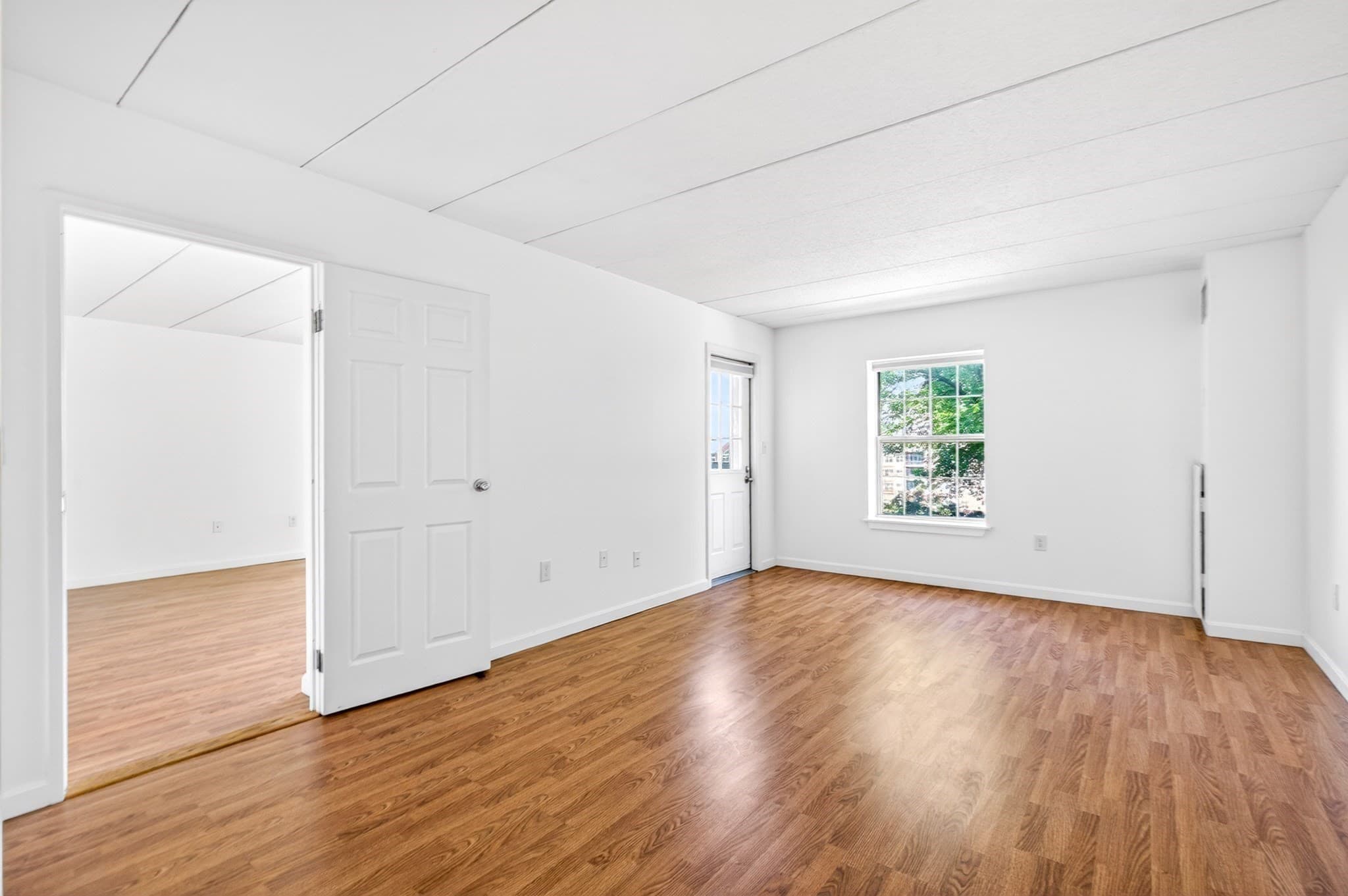 Condominium at 200 Captains Row # 202, Chelsea MA 02150, Chelsea, photo 3 of 29