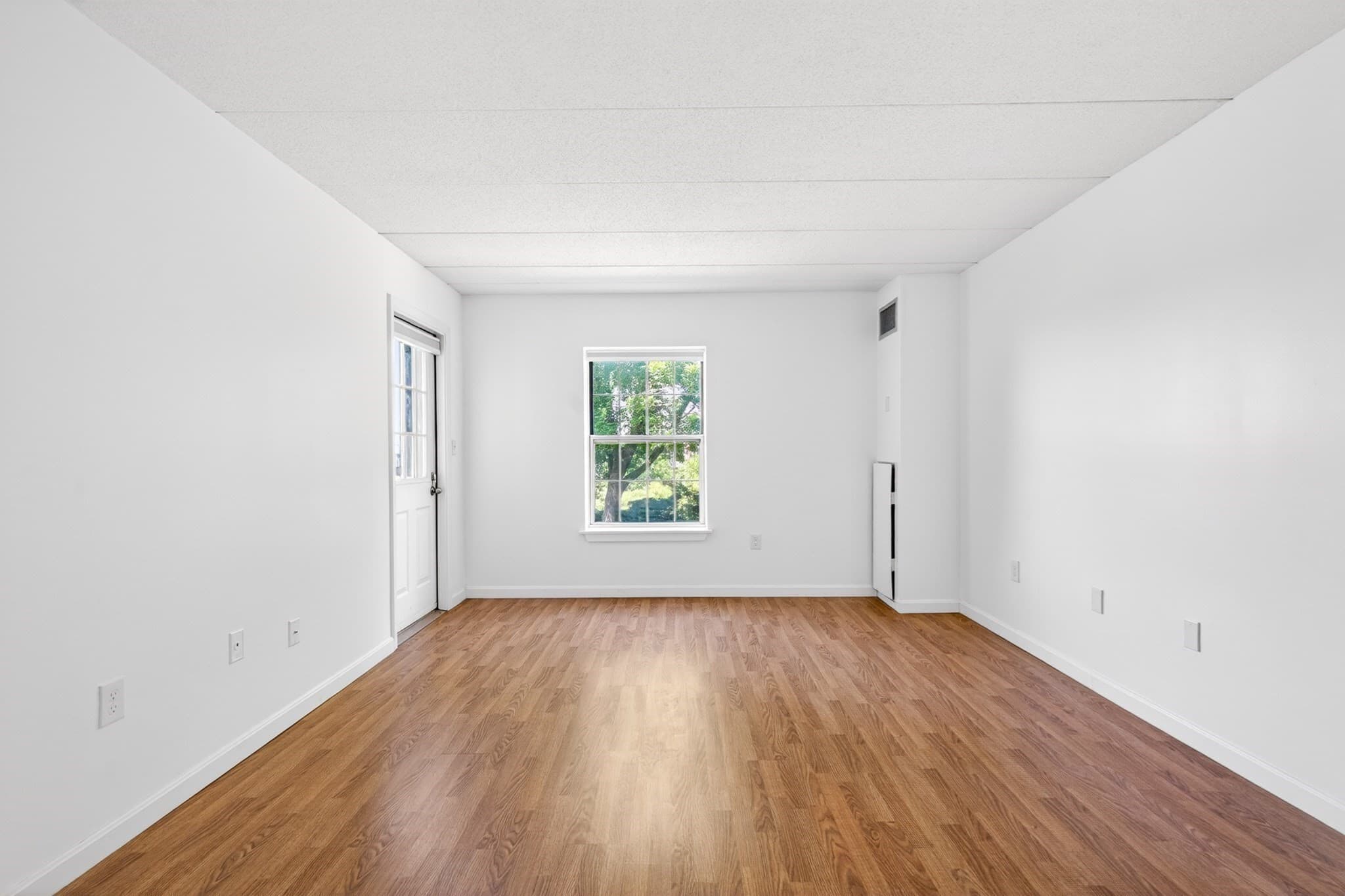 Condominium at 200 Captains Row # 202, Chelsea MA 02150, Chelsea, photo 5 of 29
