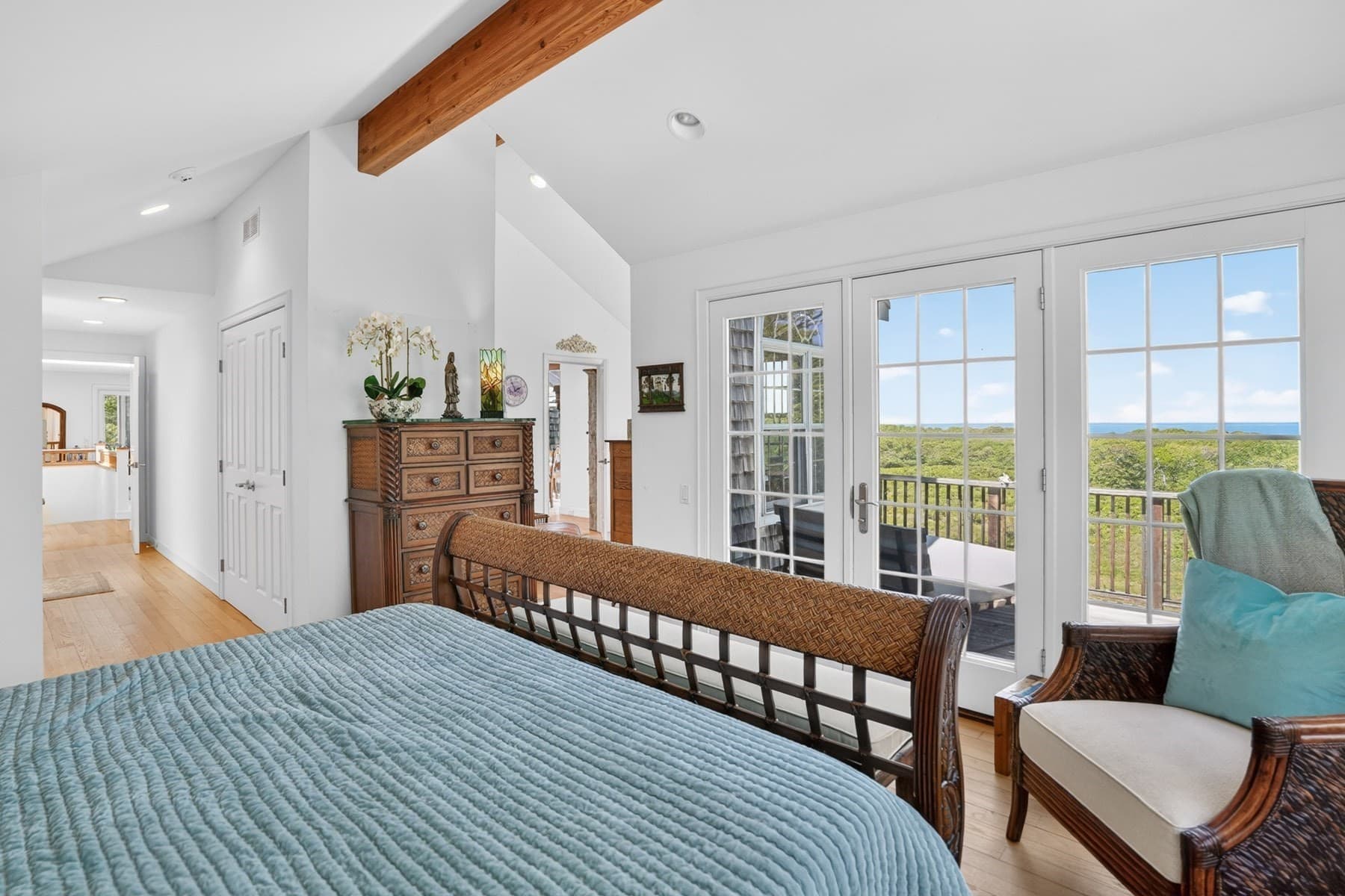 Single Family Residence at 49 Gosnolds Way, Chilmark MA 02535, photo 10 of 32