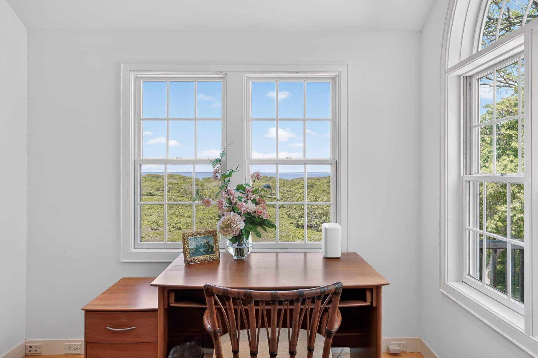 Single Family Residence at 49 Gosnolds Way, Chilmark MA 02535, photo 11 of 32