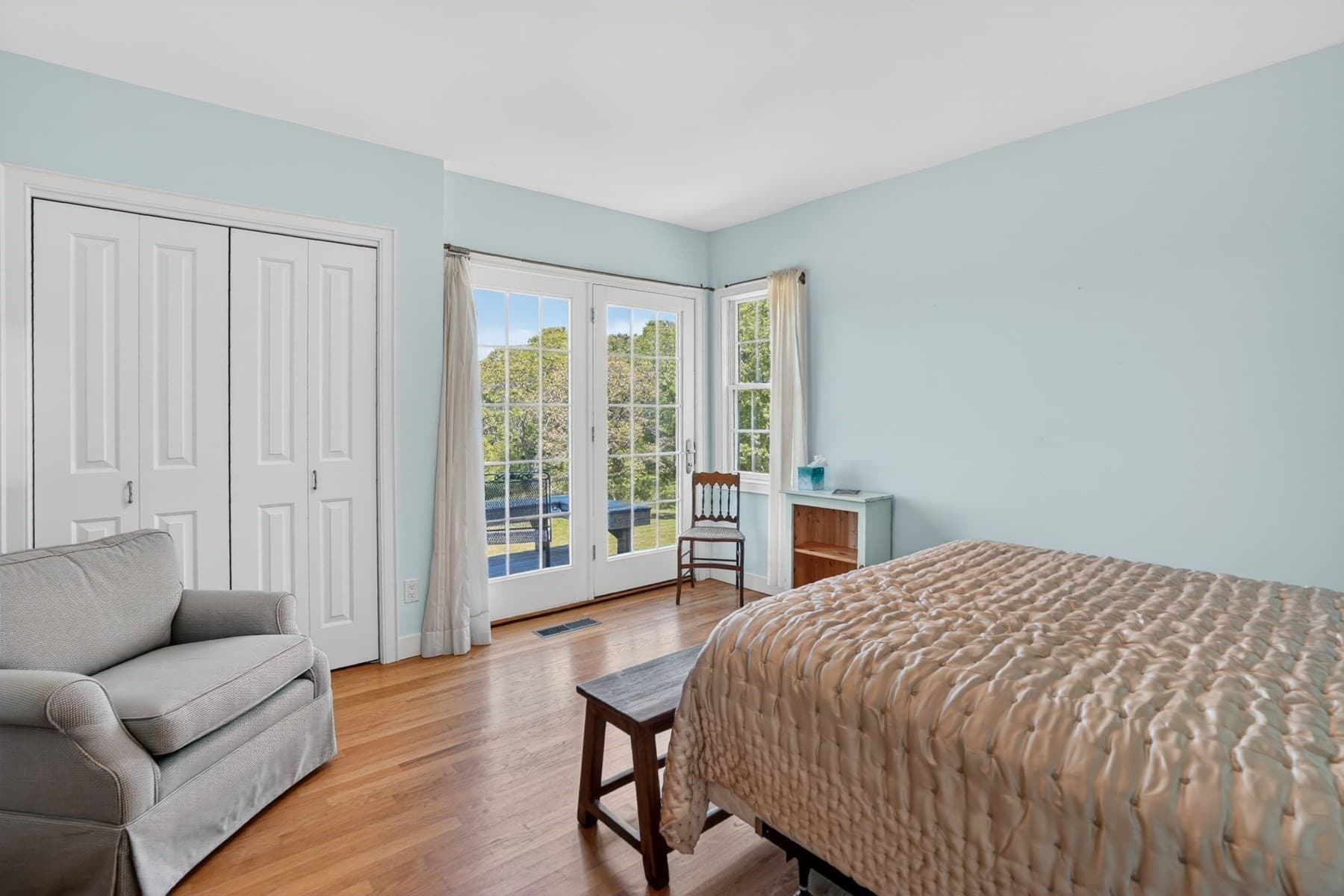 Single Family Residence at 49 Gosnolds Way, Chilmark MA 02535, photo 19 of 32