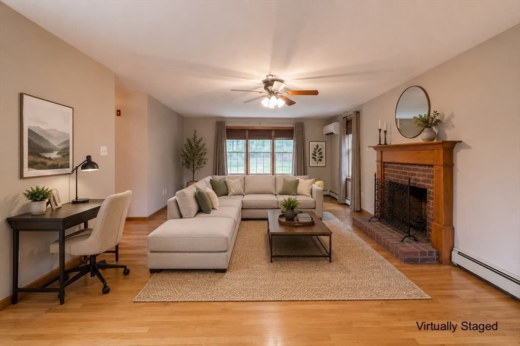 Single Family Residence at 105 Shallow Pond Ln, Plymouth MA 02360, Plymouth, photo 7 of 39