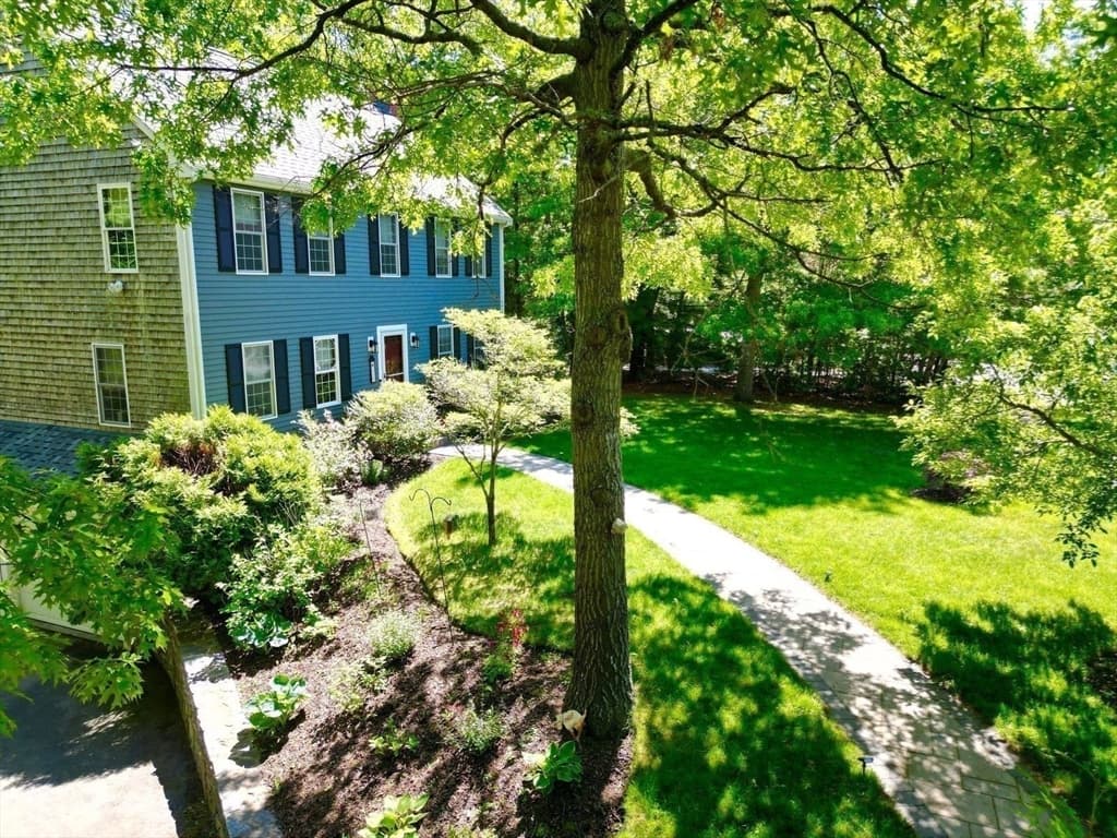 Single Family Residence at 105 Shallow Pond Ln, Plymouth MA 02360, Plymouth, photo 36 of 39