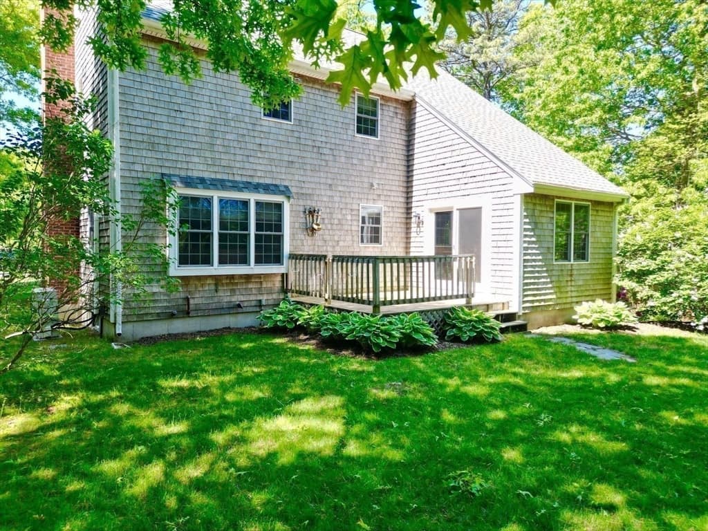 Single Family Residence at 105 Shallow Pond Ln, Plymouth MA 02360, Plymouth, photo 33 of 39