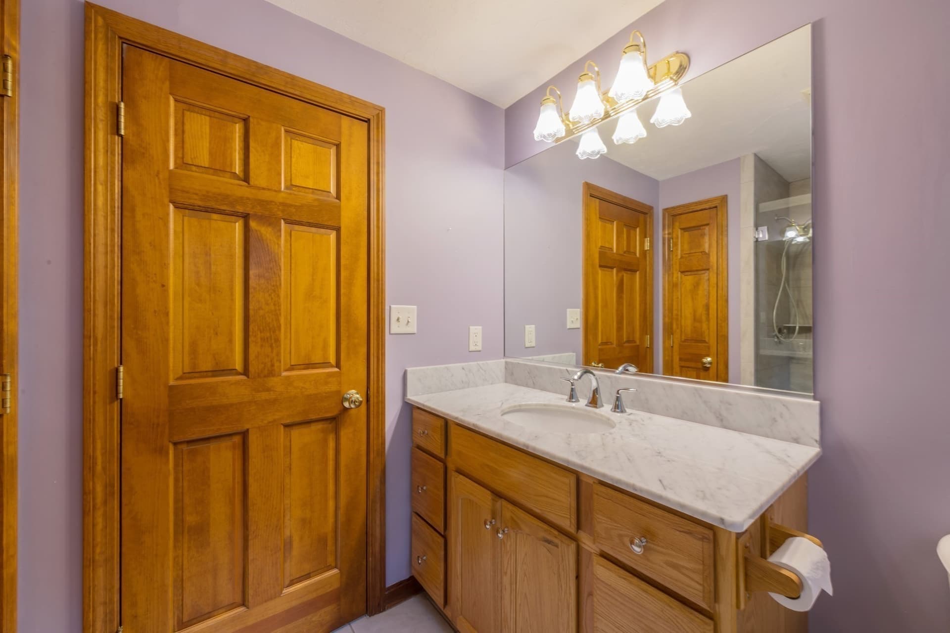 Single Family Residence at 105 Shallow Pond Ln, Plymouth MA 02360, photo 18 of 39