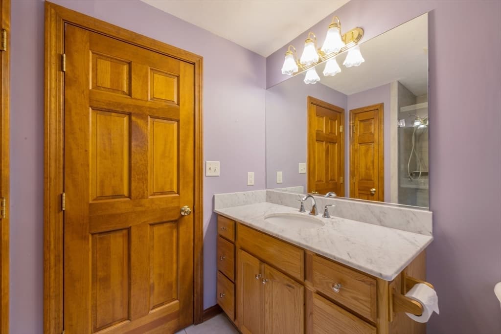 Single Family Residence at 105 Shallow Pond Ln, Plymouth MA 02360, Plymouth, photo 18 of 39