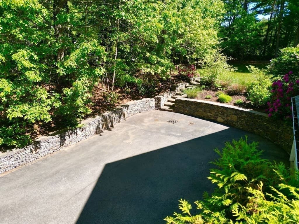 Single Family Residence at 105 Shallow Pond Ln, Plymouth MA 02360, Plymouth, photo 35 of 39