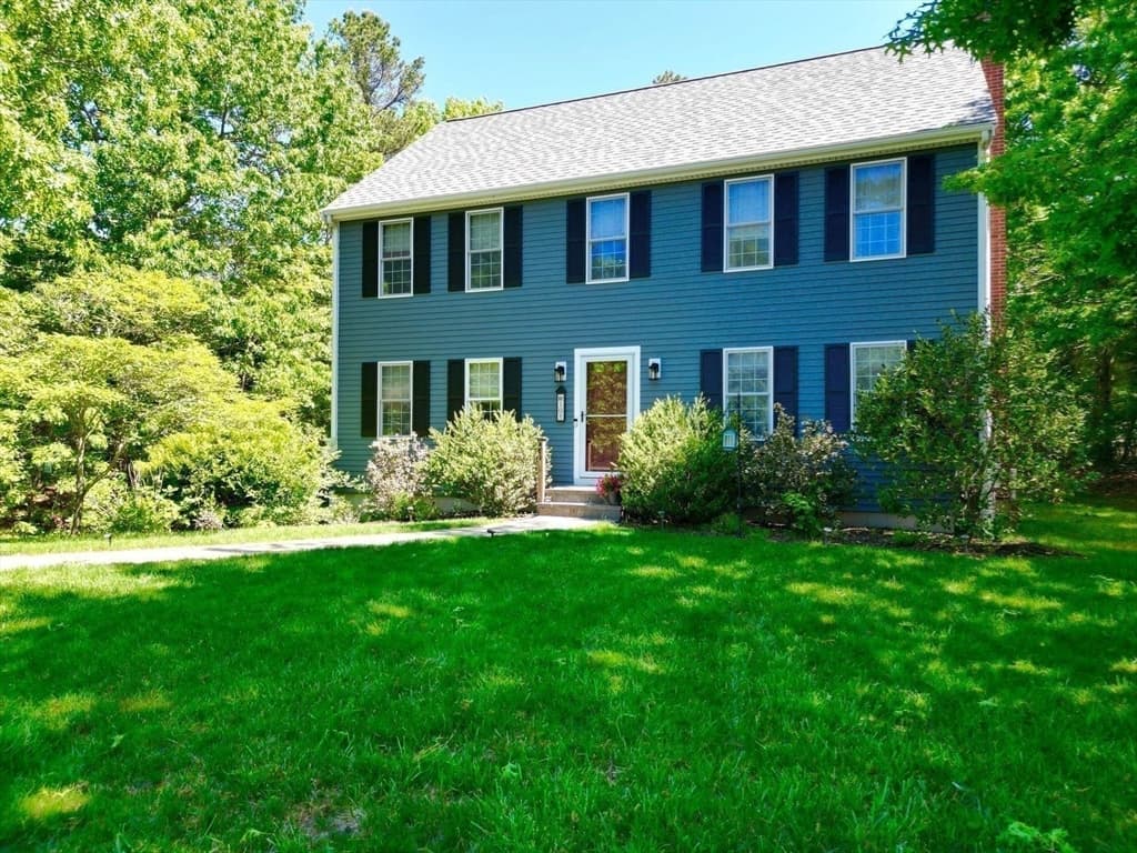 Single Family Residence at 105 Shallow Pond Ln, Plymouth MA 02360, Plymouth, photo 25 of 39