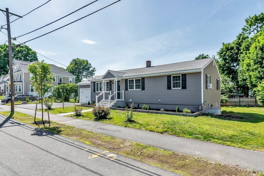 Single Family Residence at 15 Sargent St., North Andover MA 01845, North Andover