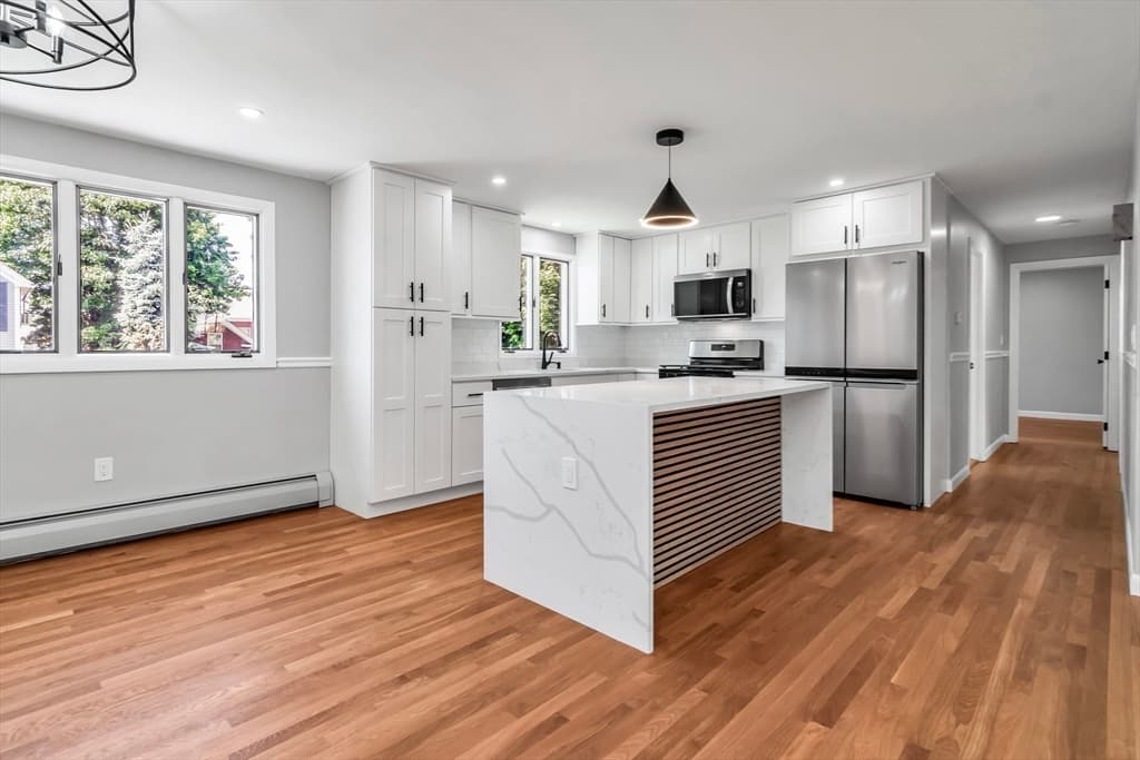 Single Family Residence at 15 Sargent St., North Andover MA 01845, North Andover, photo 9 of 42