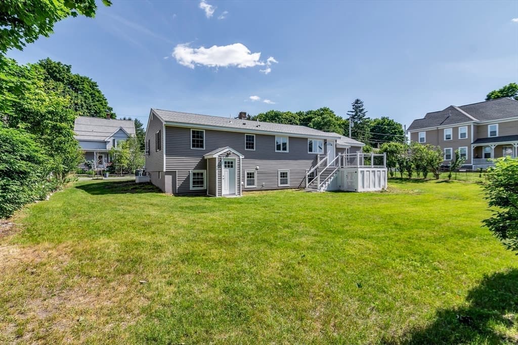 Single Family Residence at 15 Sargent St., North Andover MA 01845, North Andover, photo 4 of 42
