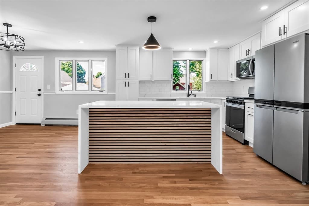 Single Family Residence at 15 Sargent St., North Andover MA 01845, North Andover, photo 8 of 42