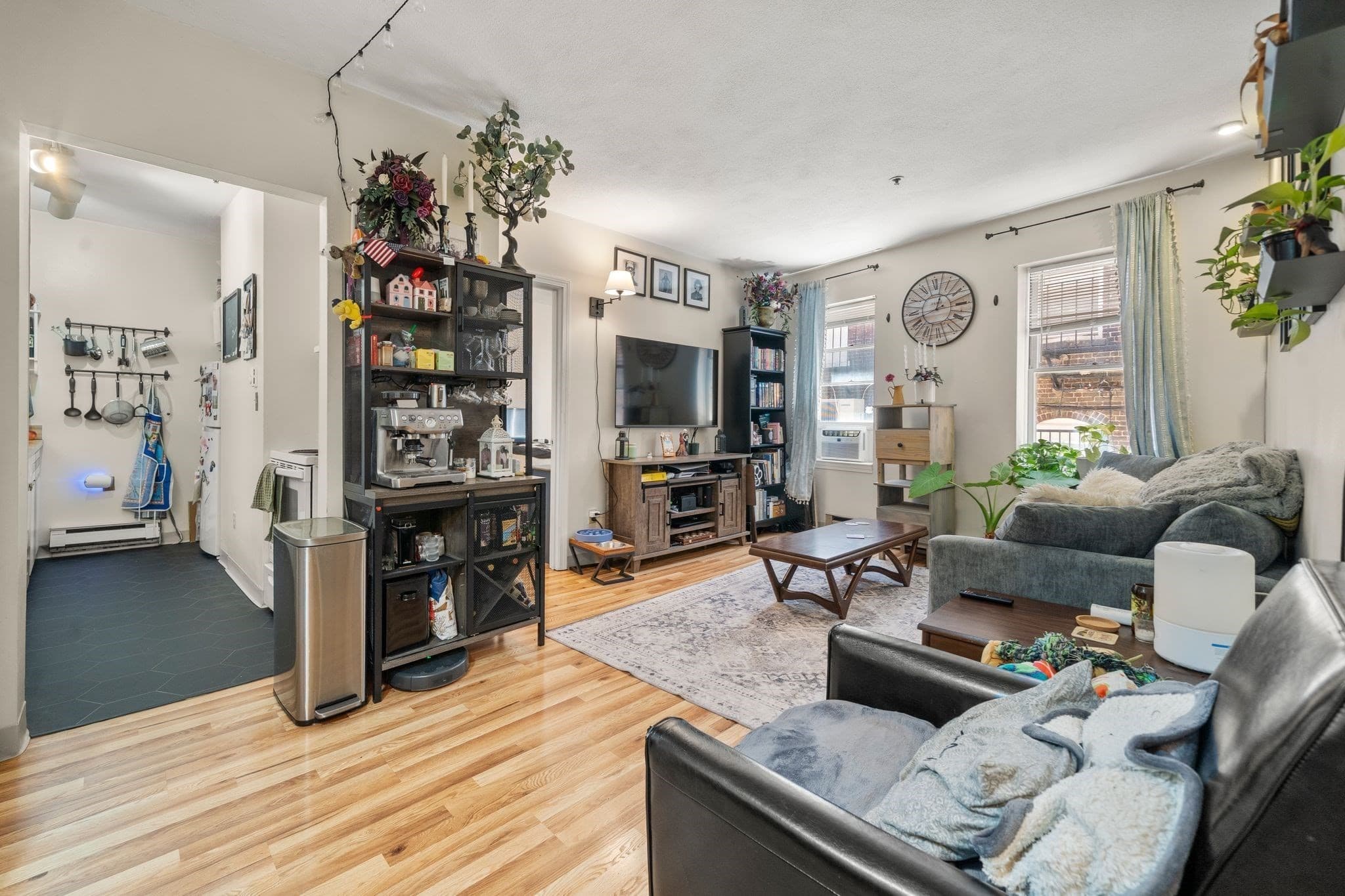 136 Prince # 3, Boston MA 02113