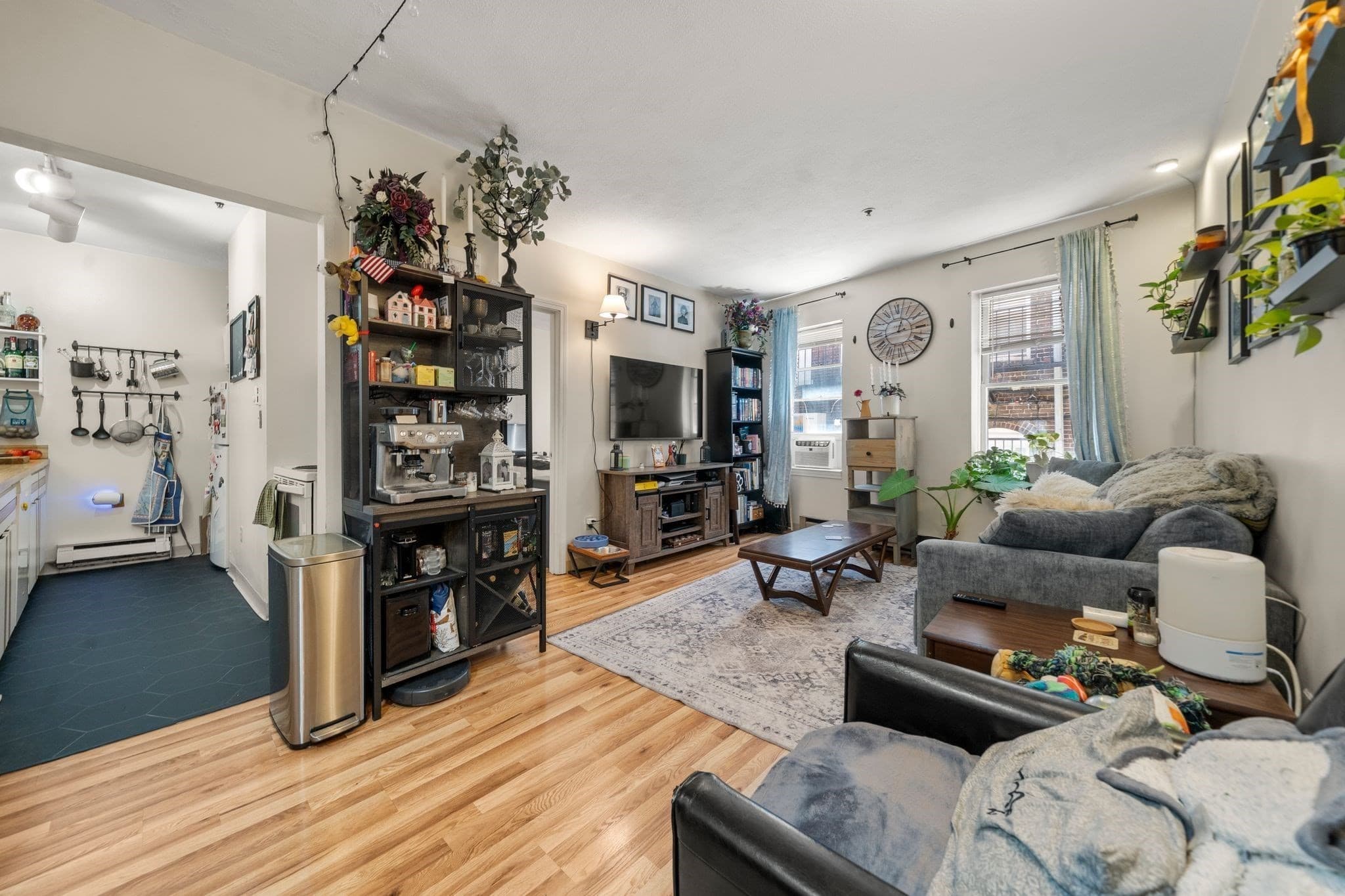 Condominium at 136 Prince # 3, Boston MA 02113, photo 5 of 28